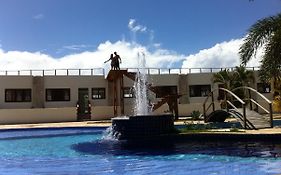 Apto em Condomínio Brisas do Amor